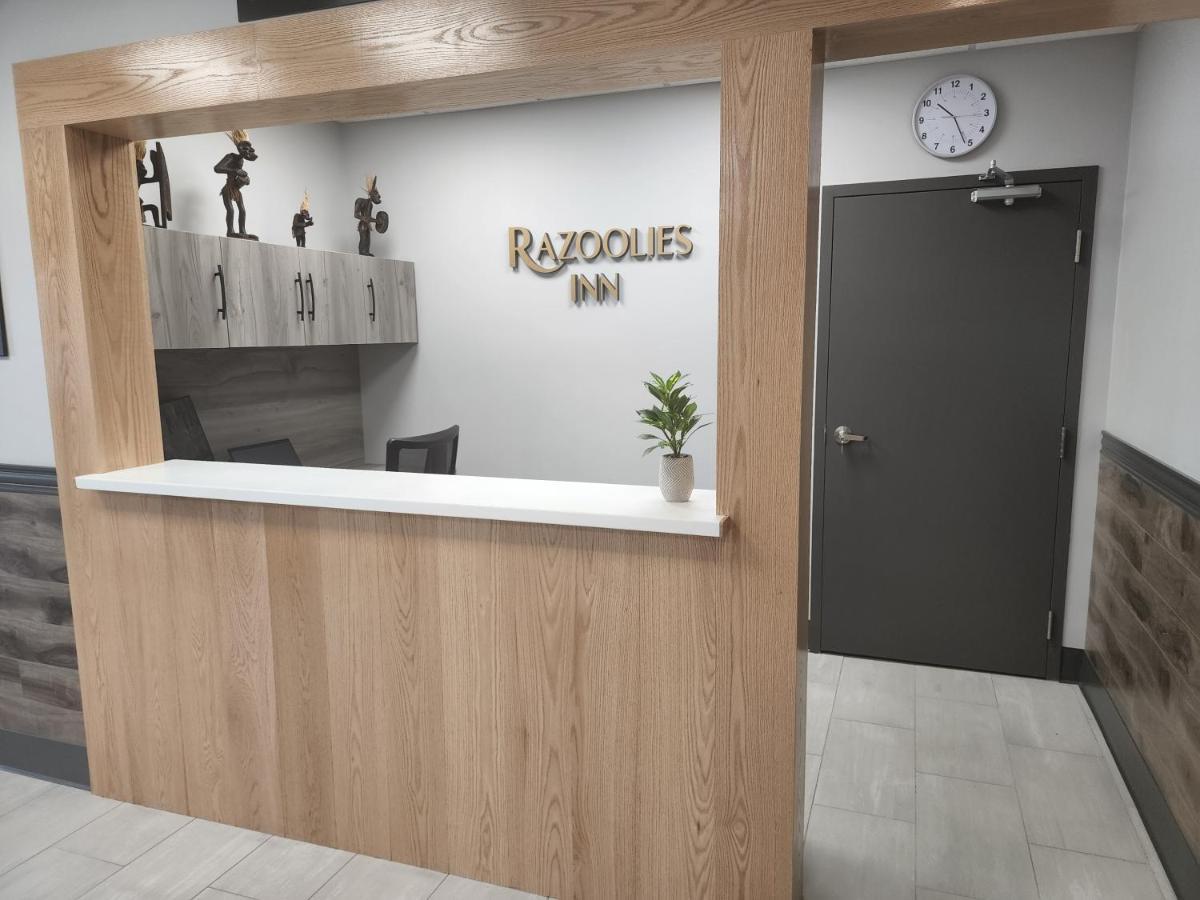 Razoolies Inn Стивенвилл Экстерьер фото